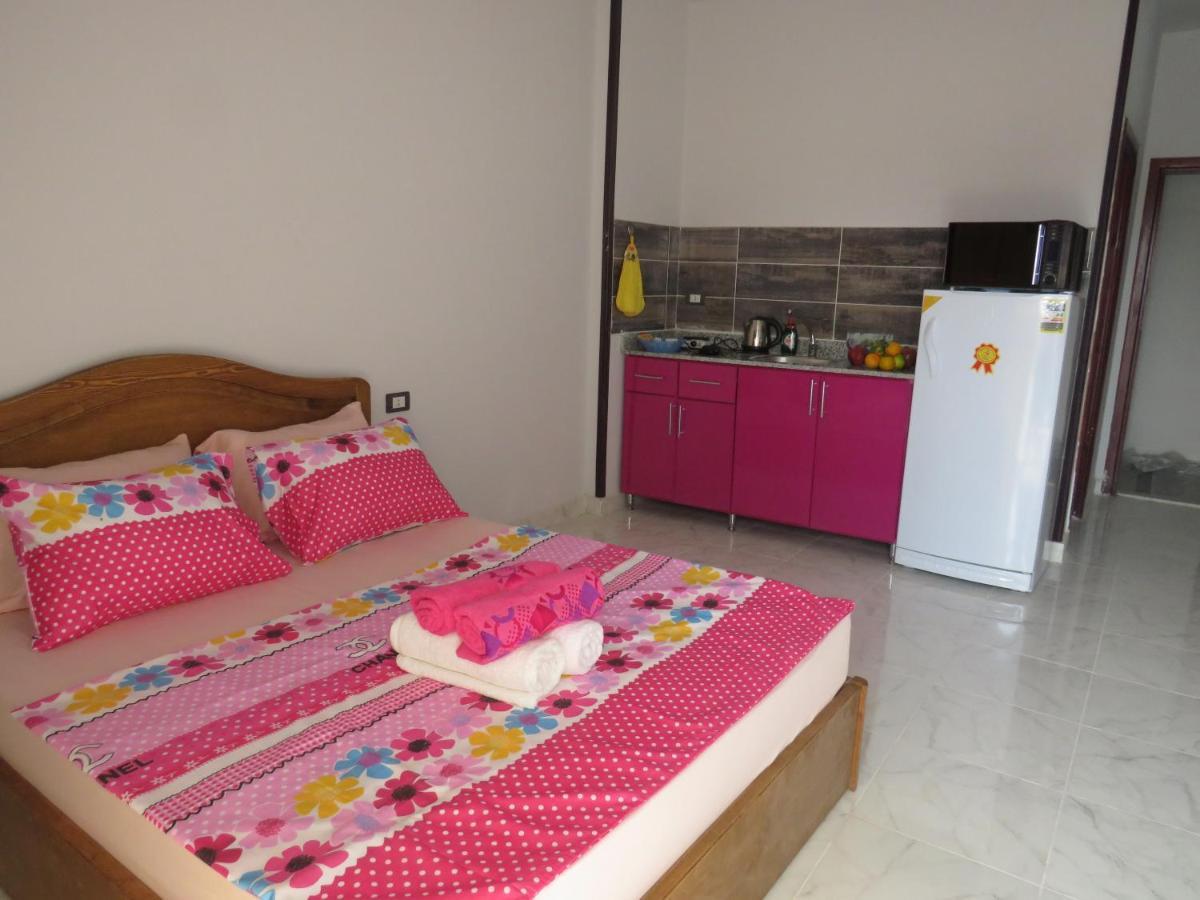 Apartment Bella Rosa Near The Sea Redsealine 후르가다 외부 사진