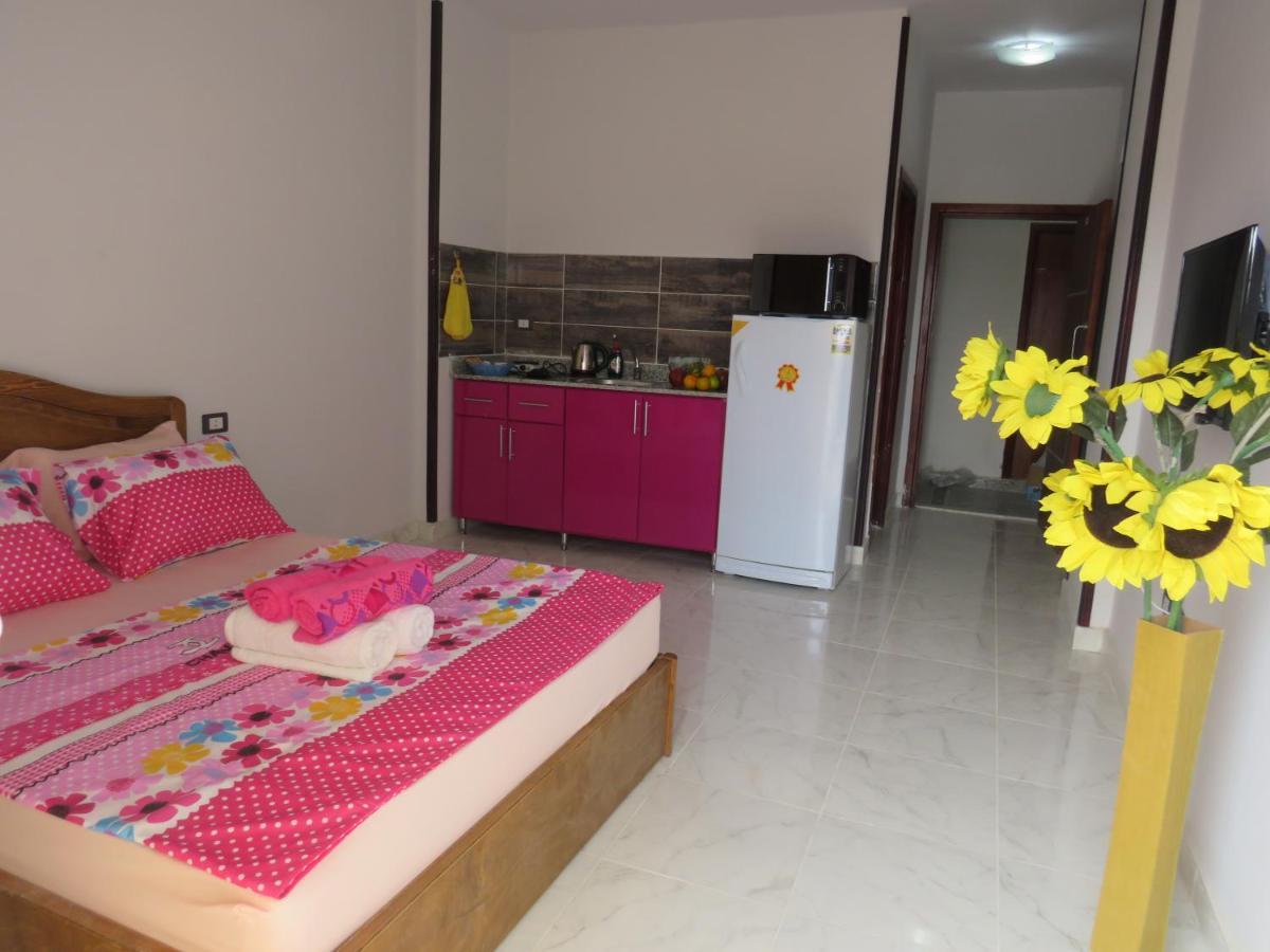 Apartment Bella Rosa Near The Sea Redsealine 후르가다 외부 사진