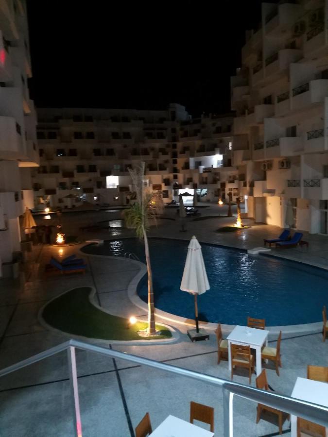 Apartment Bella Rosa Near The Sea Redsealine 후르가다 외부 사진
